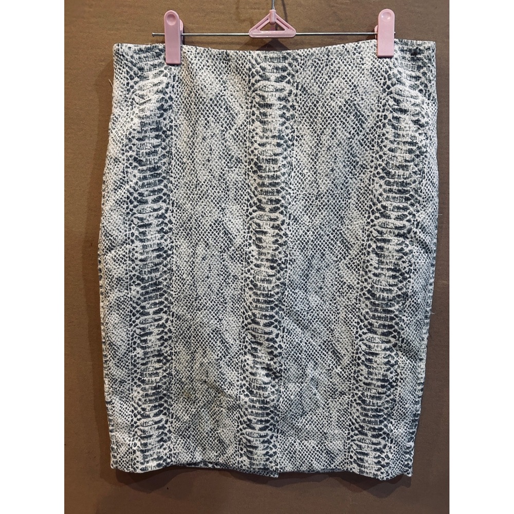 Ann Taylor Snakeskin Pencil Skirt Womens 8 Grey‎ White Excellent Animal Print